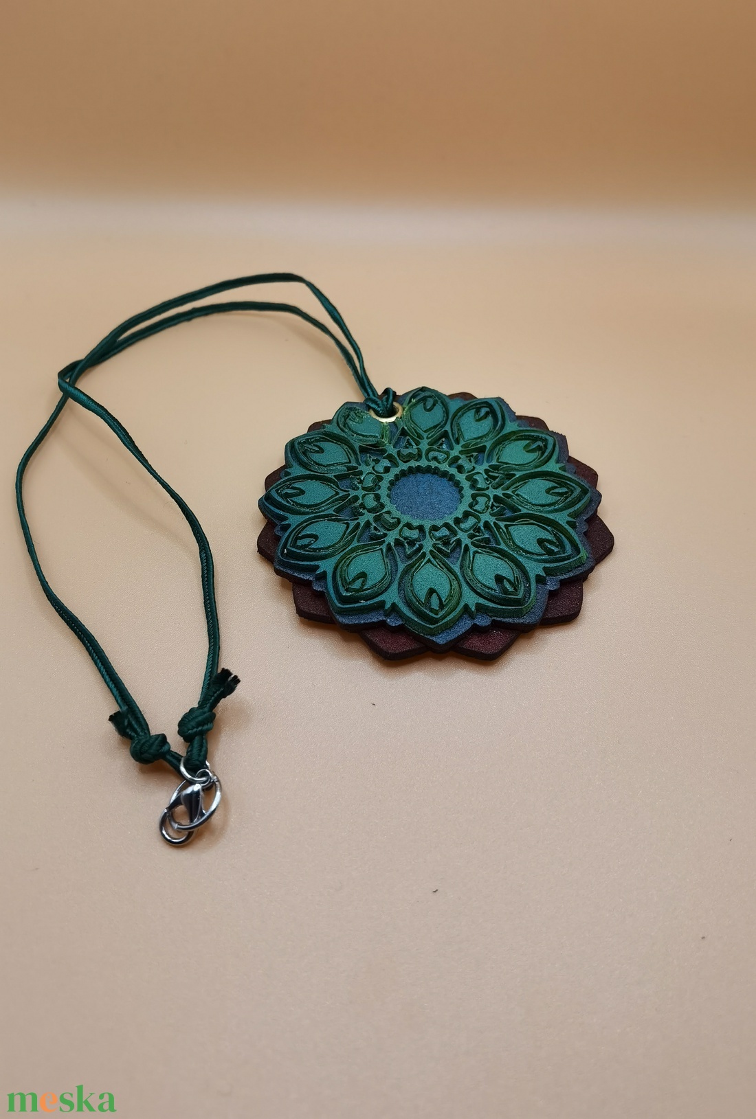 Mandala nyaklánc - ékszer - nyaklánc - medálos nyaklánc - Meska.hu Mandala nyaklánc - ékszer - nyaklánc - medálos nyaklánc - Meska.hu