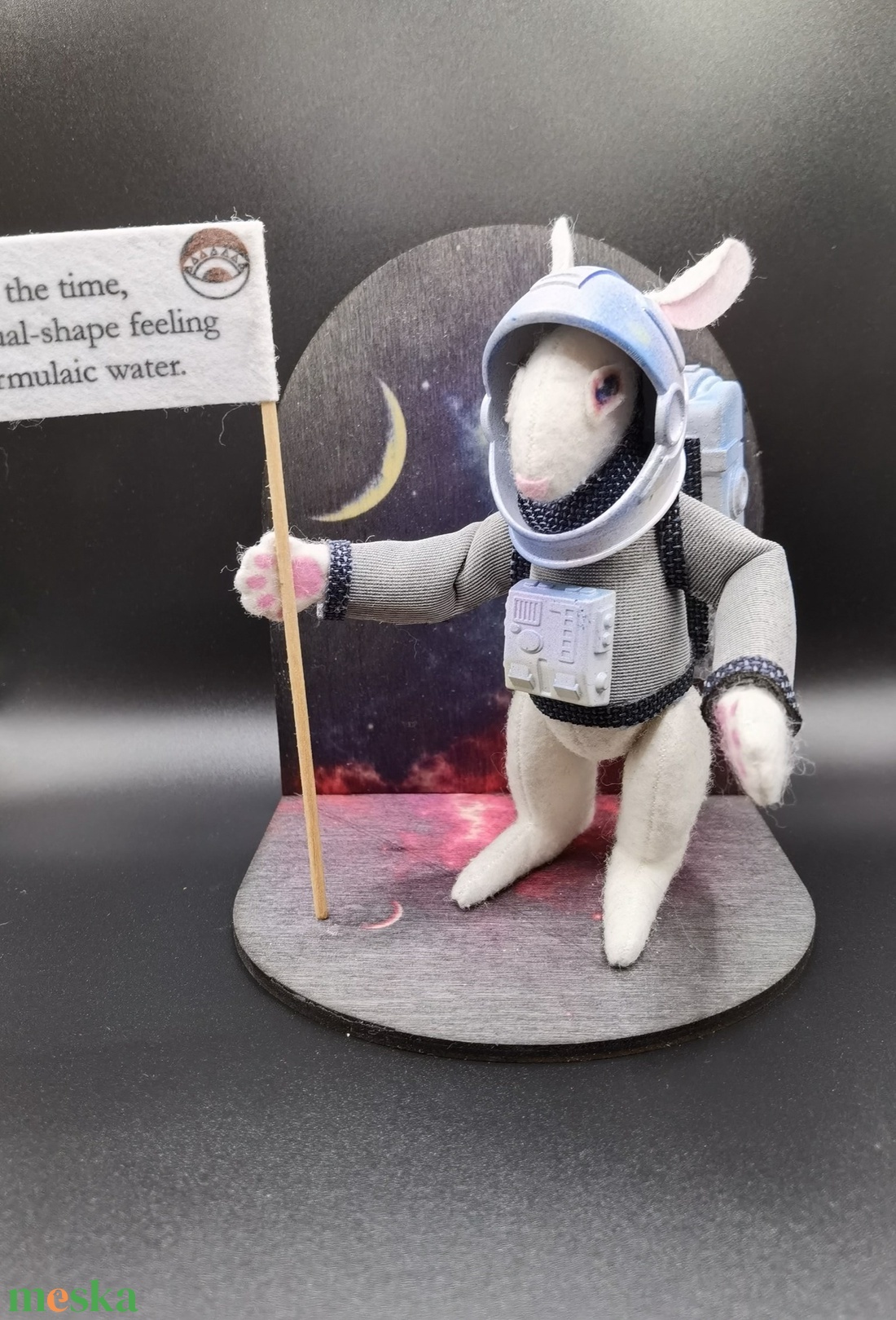 Asztronauta cosplay nyúl figura csillagos háttérrel - játék & sport - bábok - báb készlet - Meska.hu Asztronauta cosplay nyúl figura csillagos háttérrel - játék & sport - bábok - báb készlet - Meska.hu
