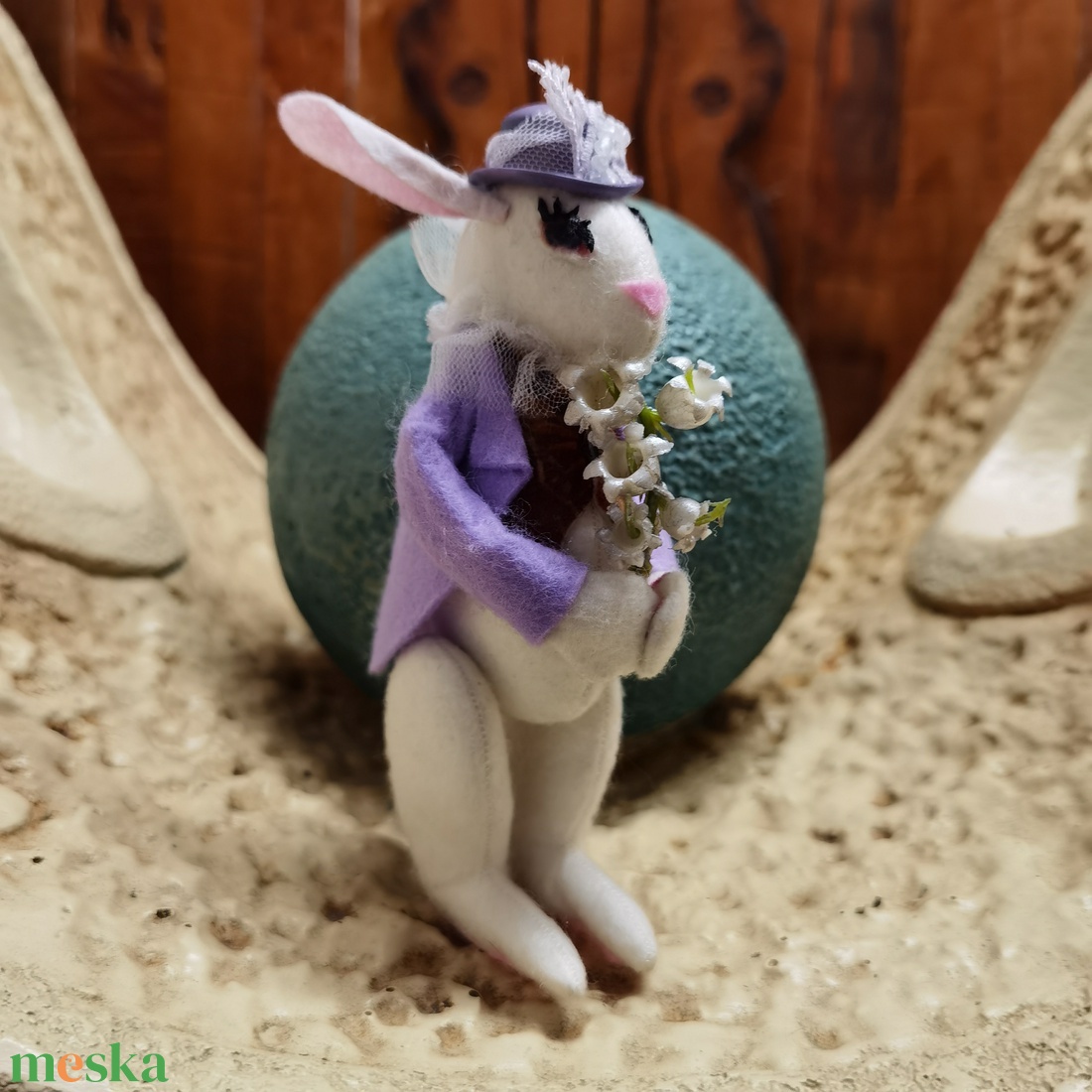 Nyúl madame szempillás figura - lila ruhás virággal - játék & sport - bábok - báb készlet - Meska.hu Nyúl madame szempillás figura - lila ruhás virággal - játék & sport - bábok - báb készlet - Meska.hu