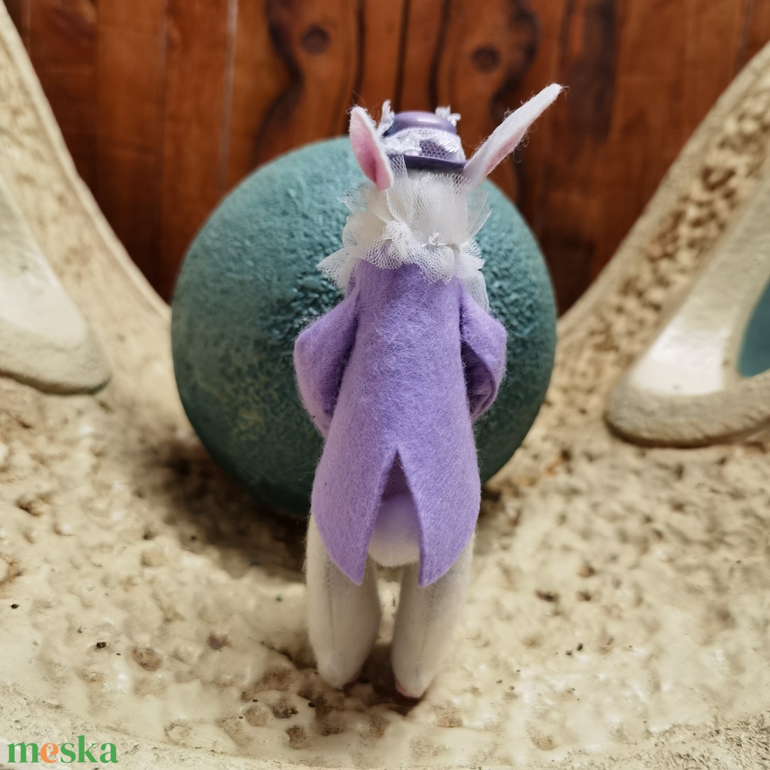 Nyúl madame szempillás figura - lila ruhás virággal - játék & sport - bábok - báb készlet - Meska.hu Nyúl madame szempillás figura - lila ruhás virággal - játék & sport - bábok - báb készlet - Meska.hu