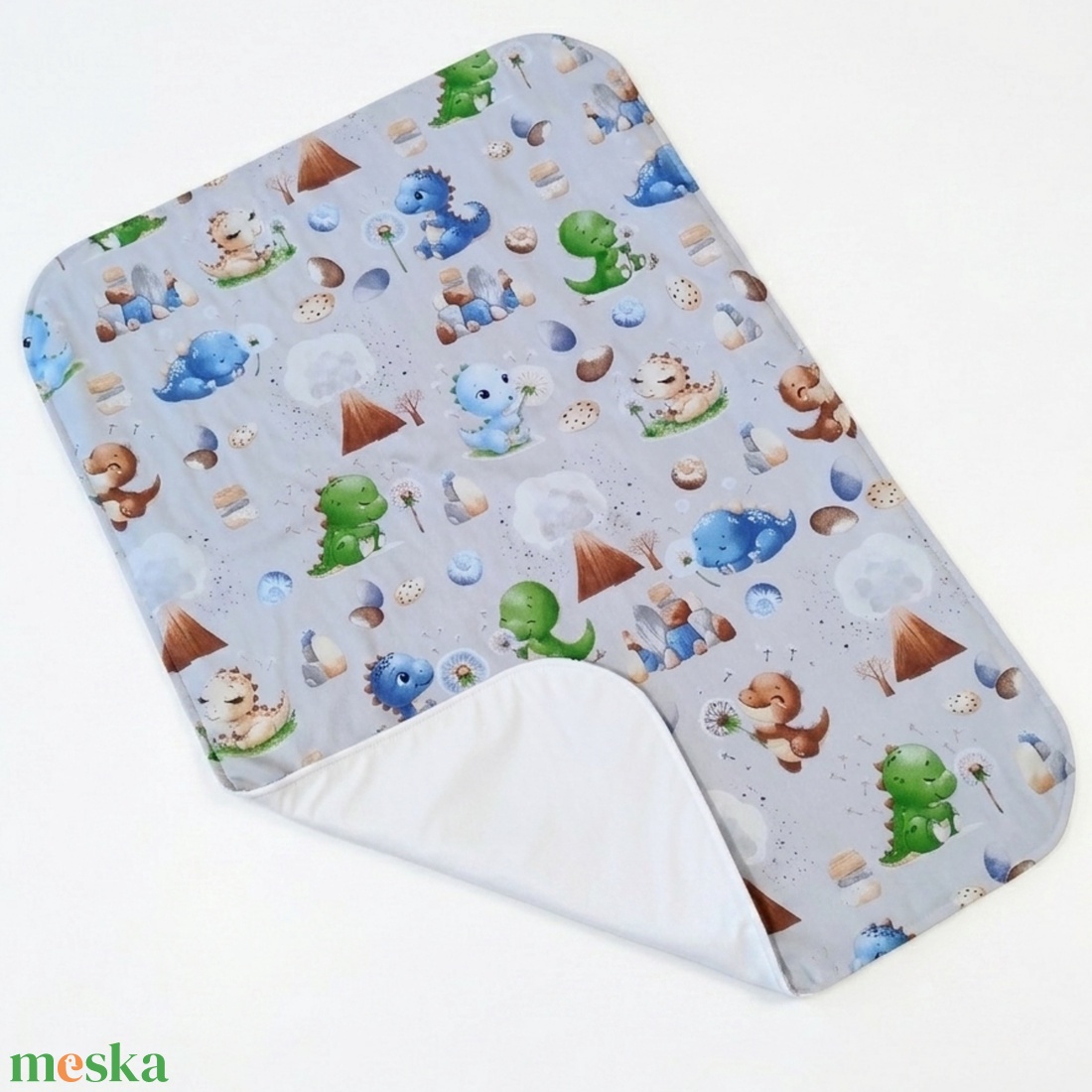 Dinós pelenkázó neszesszer és vízhatlan pelenkázó alátét szett - baba - mama - pelenkázó, babafürdető kellékek - pelenkázó neszeszer, pelenkatartó - Meska.hu