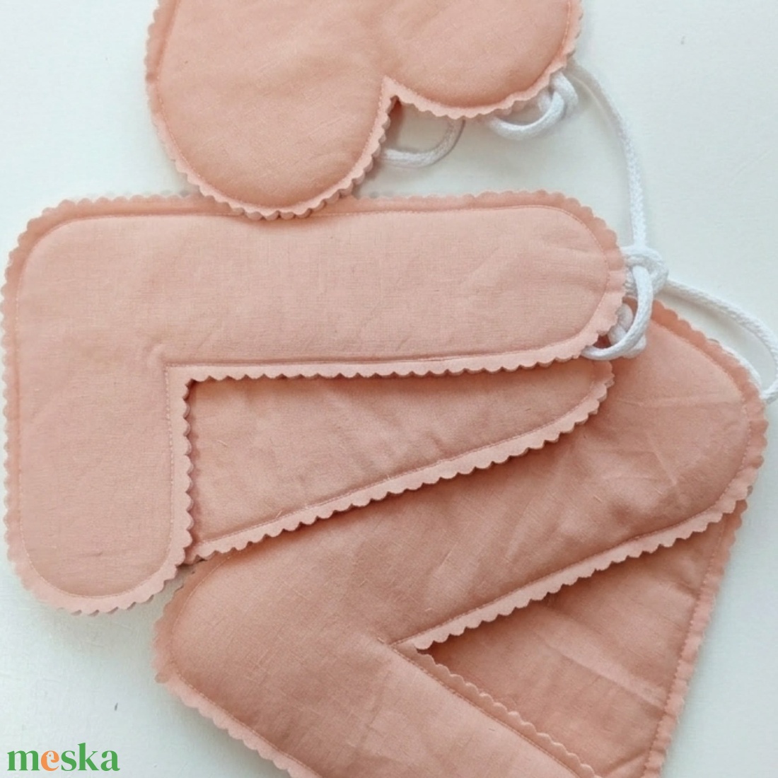 Textil névfüzér babaszobába � egyedi, kézzel készült faldekoráció - baba - mama - babaszoba dekoráció - babanév dekoráció - Meska.hu