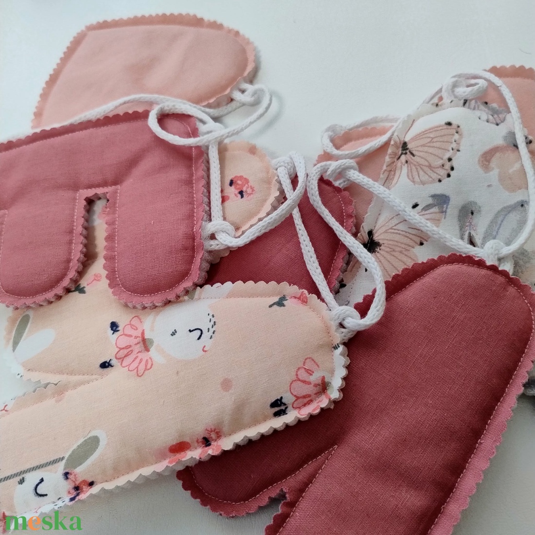 Textil névfüzér babaszobába � egyedi, kézzel készült faldekoráció - baba - mama - babaszoba dekoráció - babanév dekoráció - Meska.hu