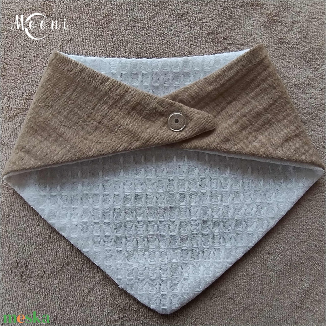 Dupla géz / waffle nyálkendő (camel) - ruha & divat - babaruha & gyerekruha - előke & nyálkendő - Meska.hu