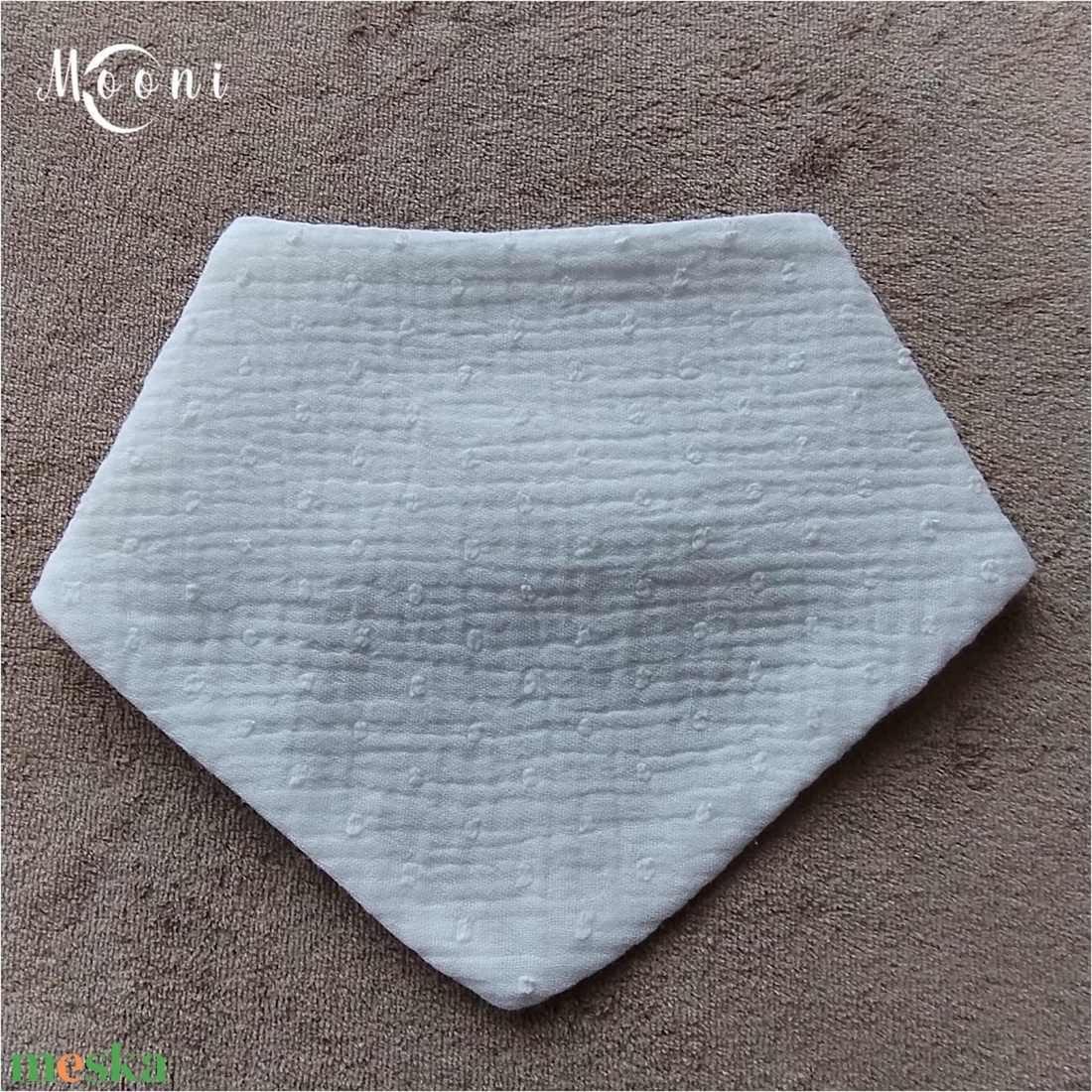 Dupla géz / waffle nyálkendő (fehér) - ruha & divat - babaruha & gyerekruha - előke & nyálkendő - Meska.hu