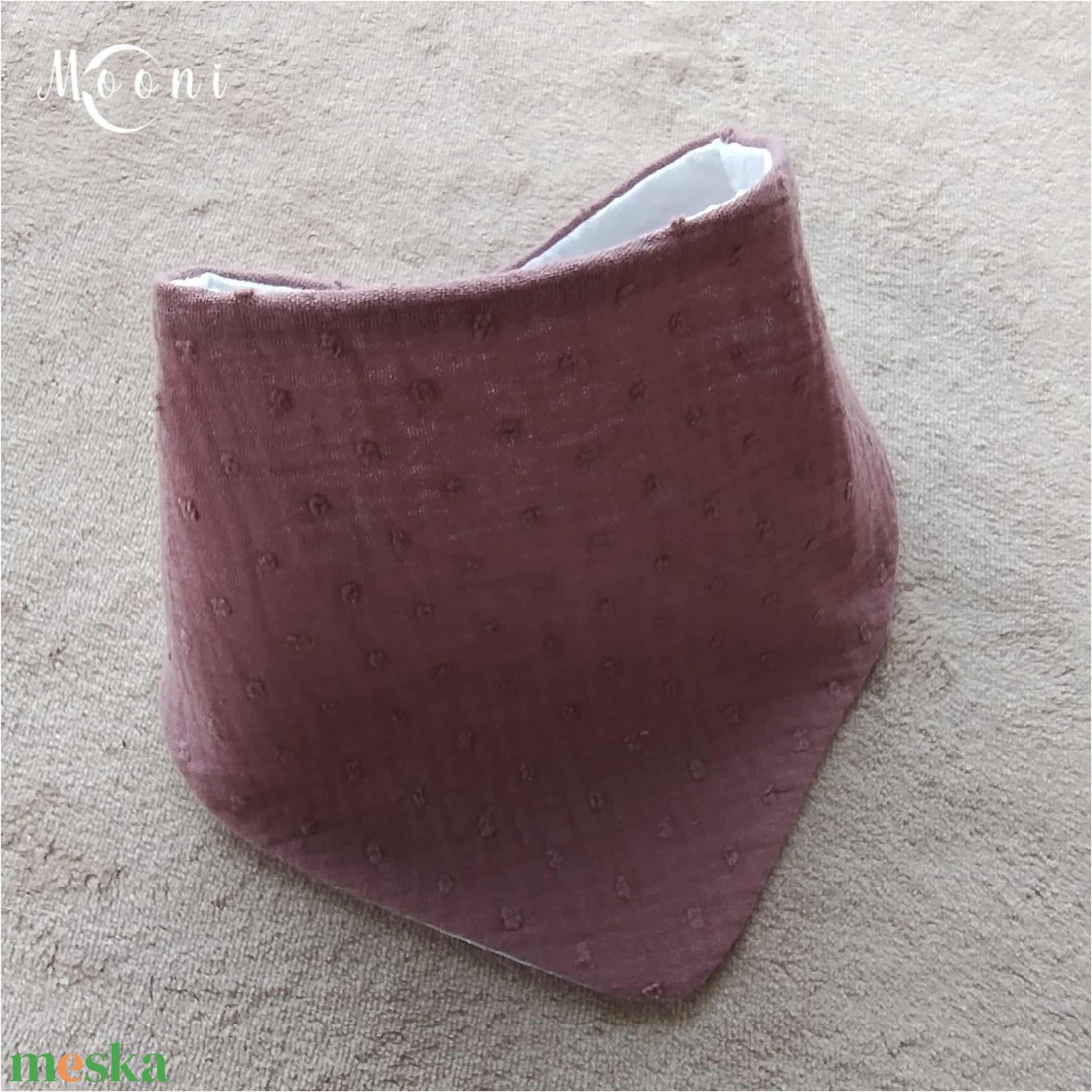 Dupla géz / waffle nyálkendő (sötét mályva) - ruha & divat - babaruha & gyerekruha - előke & nyálkendő - Meska.hu