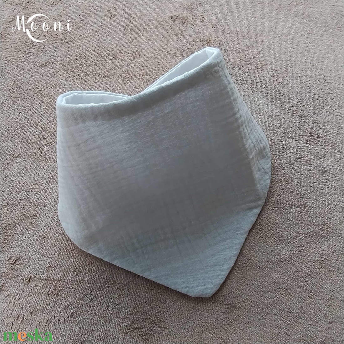 Dupla géz / waffle nyálkendő (világoskék) - ruha & divat - babaruha & gyerekruha - előke & nyálkendő - Meska.hu