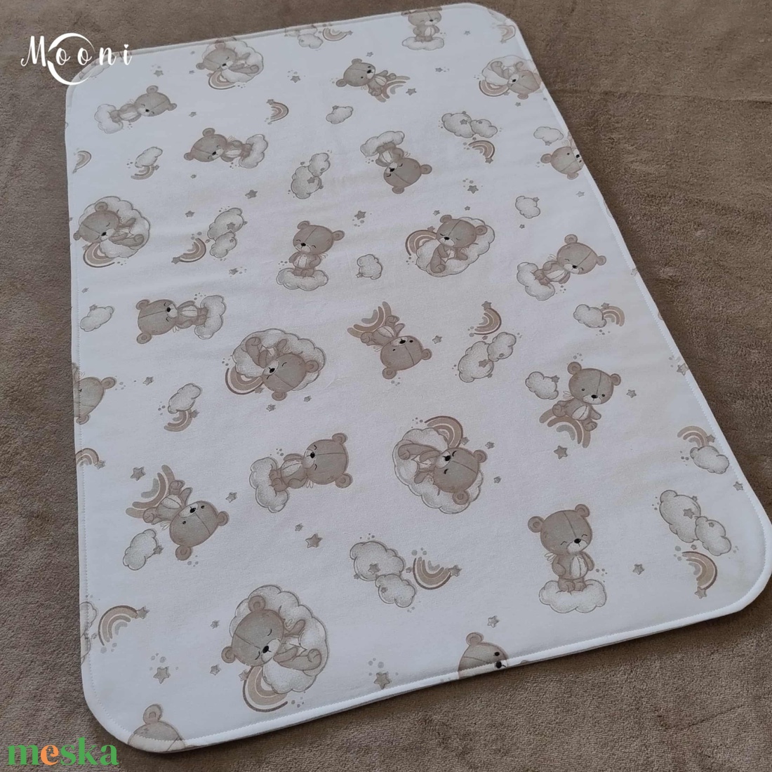 Kismackóm  Pelenkázó alátét - szépségápolás - pelenka & babaápolás - pelenkázó alátét - Meska.hu