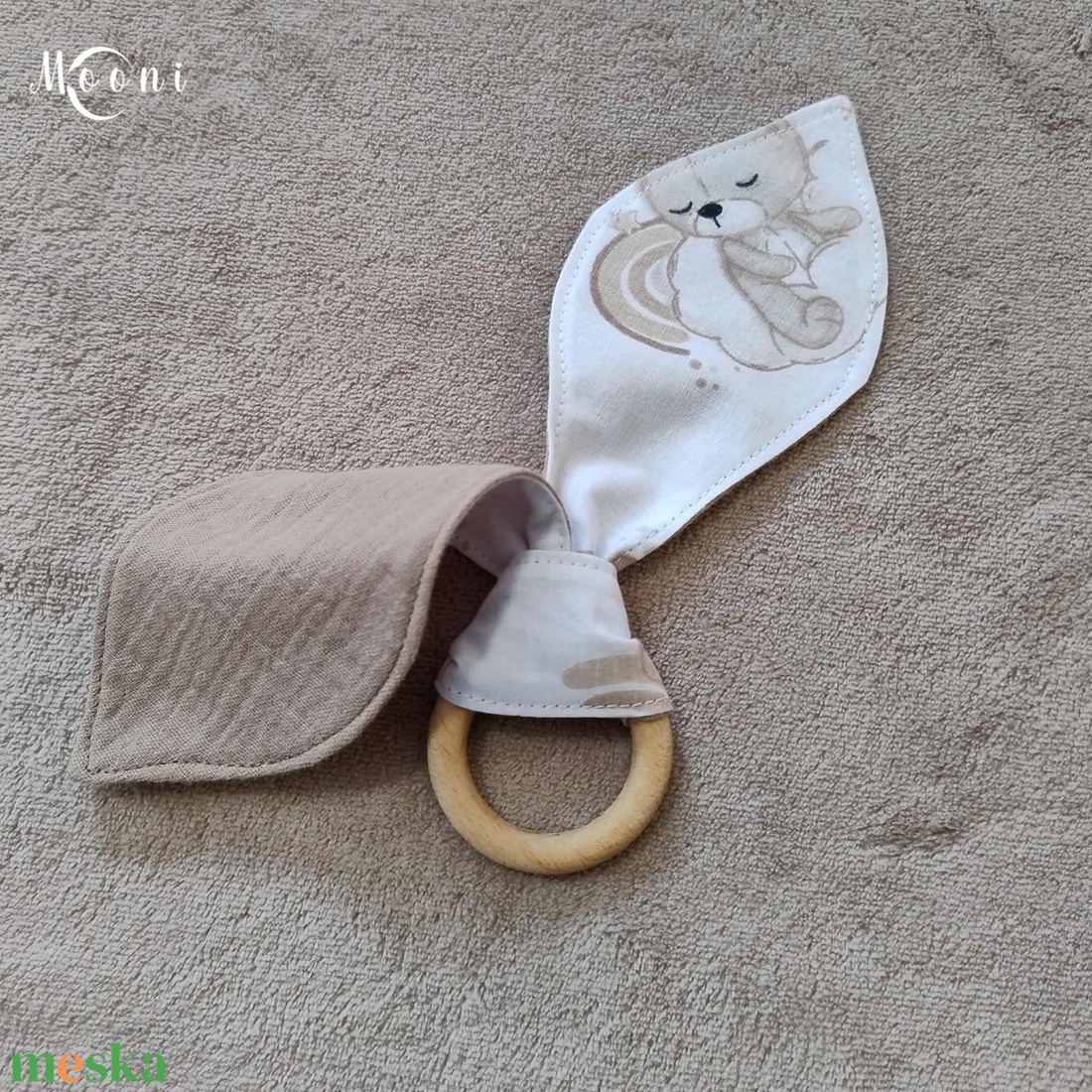 Kismackóm  Nyuszifül rágóka - játék & sport - 3 éves kor alattiaknak - rágóka - Meska.hu