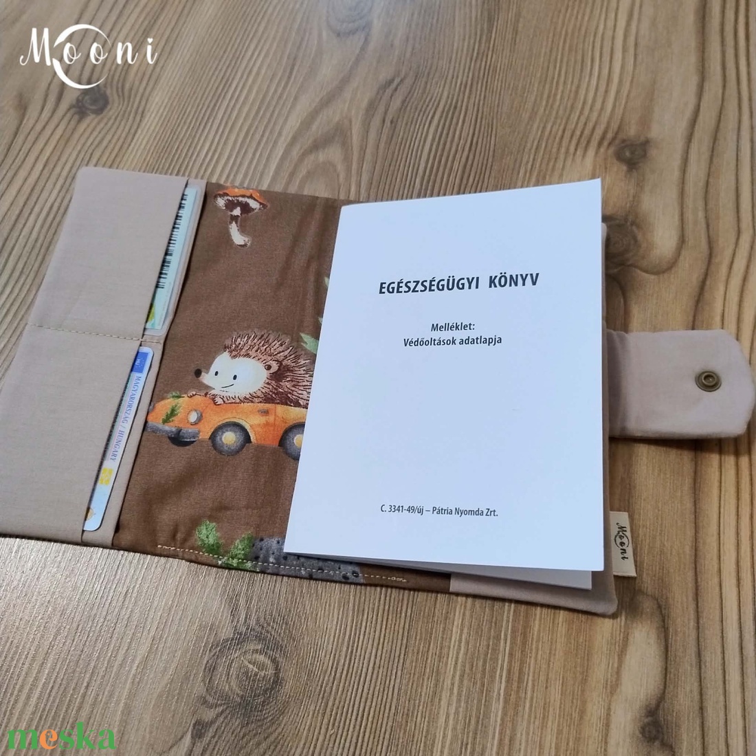 Erdei autókázás � Gyermek egészségügyi kiskönyv borító - baba - mama - babaemlékek - egészségügyi kiskönyv borító - Meska.hu