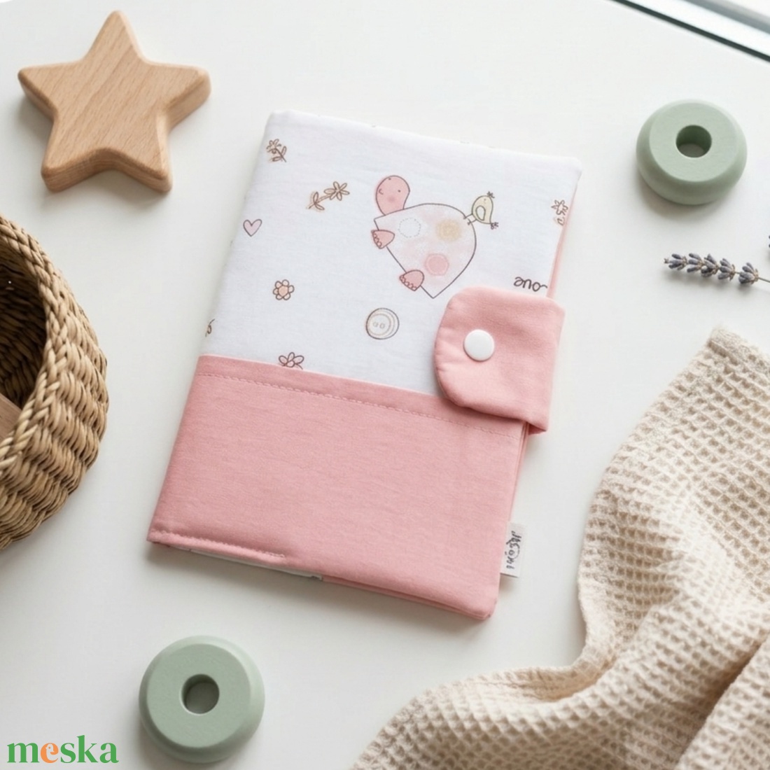 Teknős mintás gyermek egészségügyi kiskönyv borító - baba - mama - babaemlékek - egészségügyi kiskönyv borító - Meska.hu