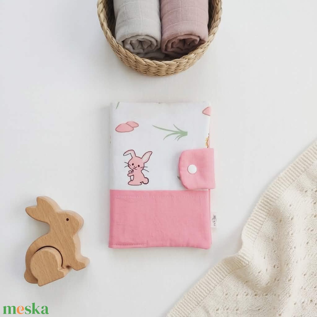 Nyuszi mintás gyermek egészségügyi kiskönyv borító - baba - mama - babaemlékek - egészségügyi kiskönyv borító - Meska.hu