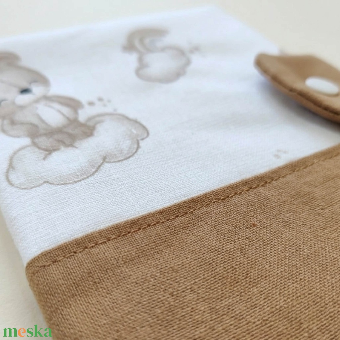 Kismackó mintás gyermek egészségügyi kiskönyv borító - baba - mama - babaemlékek - egészségügyi kiskönyv borító - Meska.hu