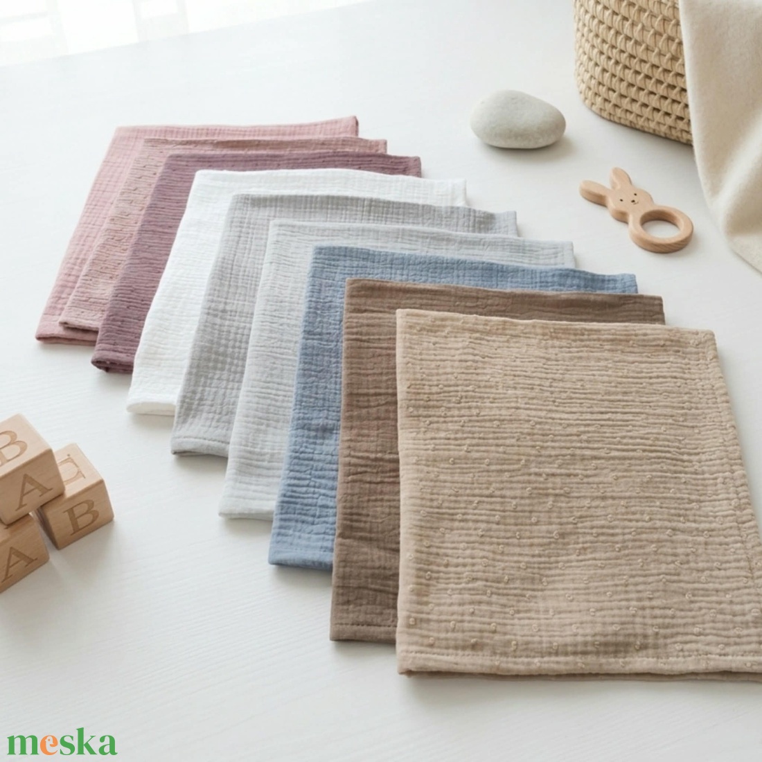 Rózsaszín dupla géz babakendő és textilpelenka - baba - mama - pelenkázó, babafürdető kellékek - pelenka - Meska.hu