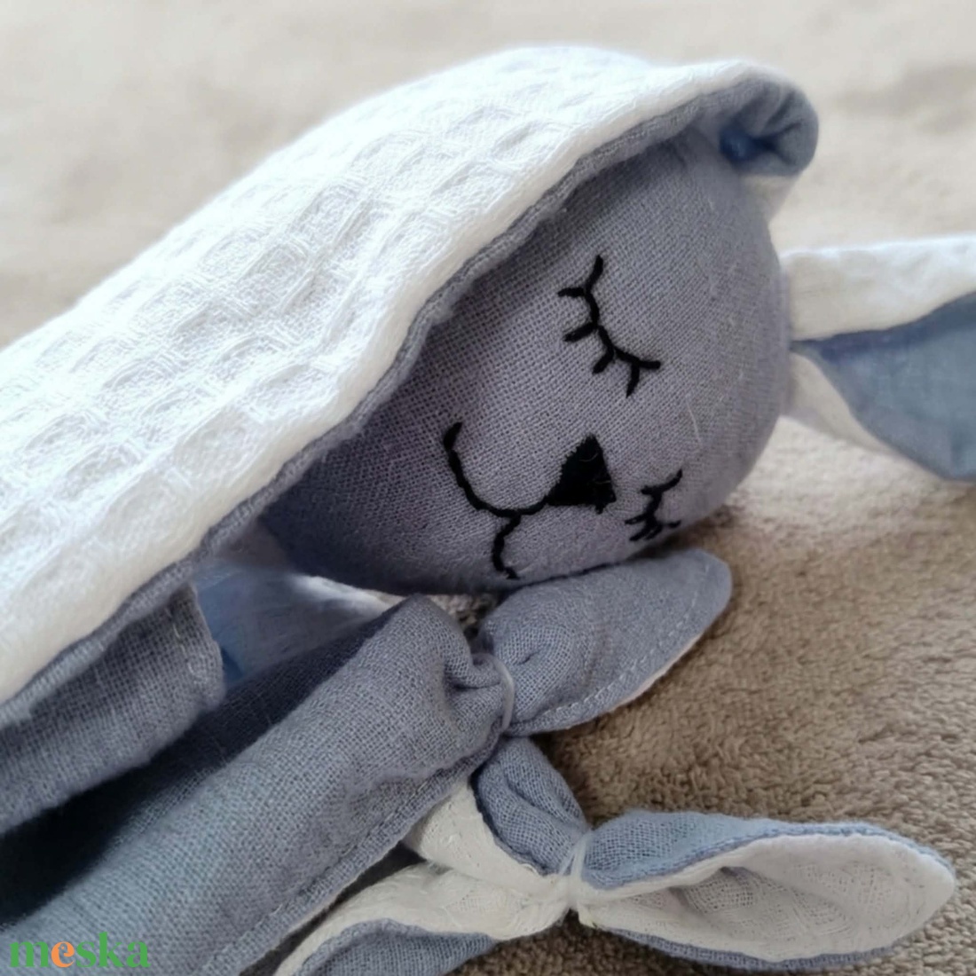 Dupla géz és waffle szundi nyuszi � farmerkék - baba - mama - baba játékok - szundikendő, alvóka - Meska.hu