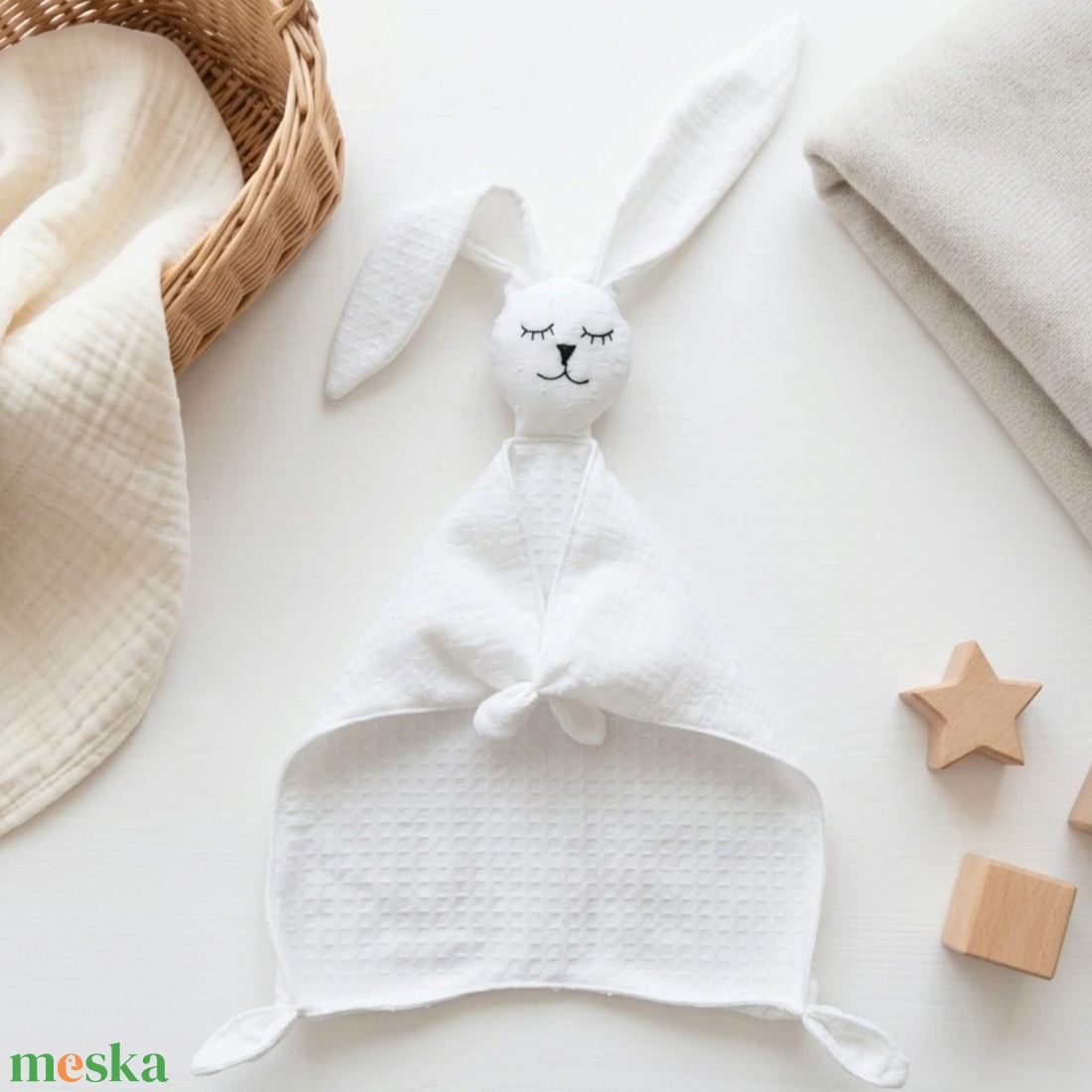 Dupla géz / waffle szundi nyuszi (fehér) - baba - mama - baba játékok - szundikendő, alvóka - Meska.hu