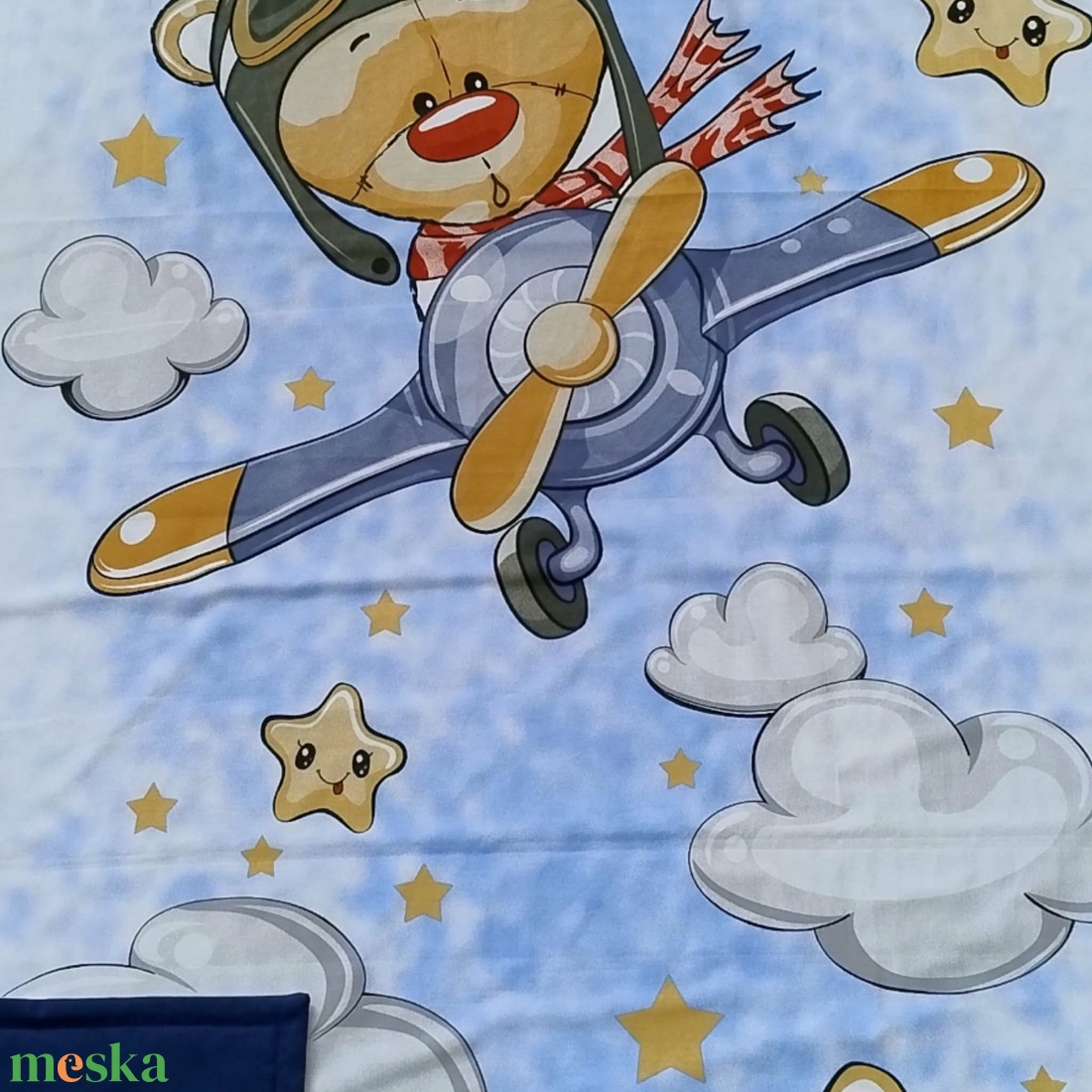 Pilóta macis ovis ágynemű szett - kék� töltött, pamut, egybevarrt - játék & sport - ovis felszerelés - ovis ágynemű - Meska.hu