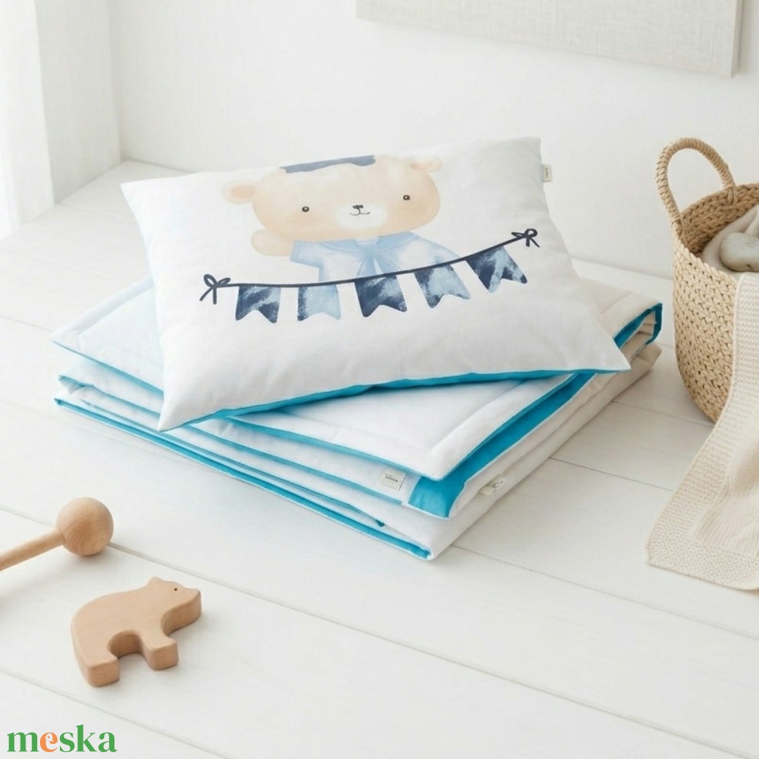 Tengerész macis ovis ágynemű szett - türkiz� töltött, pamut, egybevarrt - játék & sport - ovis felszerelés - ovis ágynemű - Meska.hu