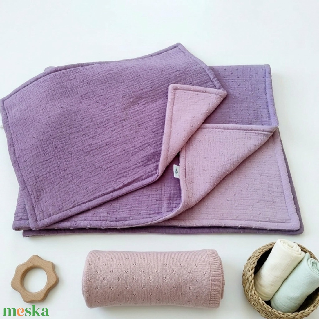 Baba ágynemű szett kiságyba � bélelt dupla géz (sötét mályva-világos mályva) - baba - mama - baba ágynemű - szett kiságyba - Meska.hu