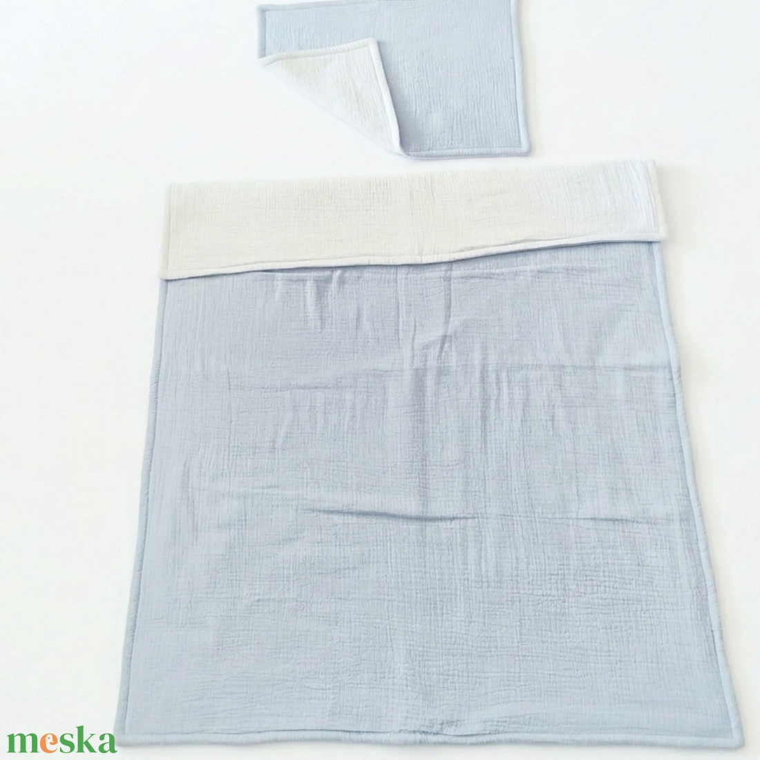 Baba ágynemű szett kiságyba � bélelt dupla géz (világoskék-fehér) - baba - mama - baba ágynemű - szett kiságyba - Meska.hu