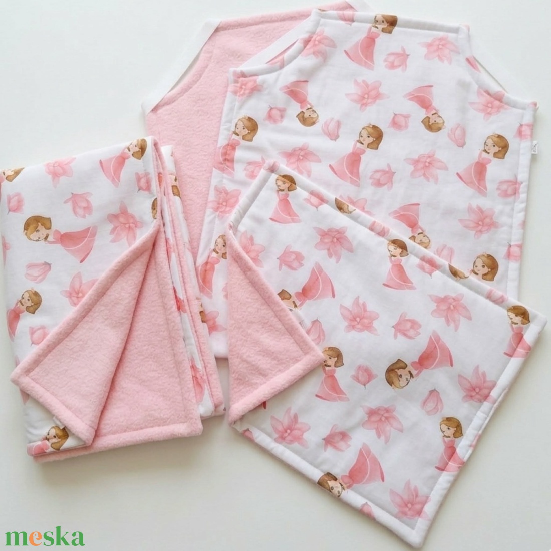 Hercegnős ovis kezdőszett pamut-polar � bölcsődei és óvodai ágynemű szett - játék & sport - ovis felszerelés - ovis szett - Meska.hu