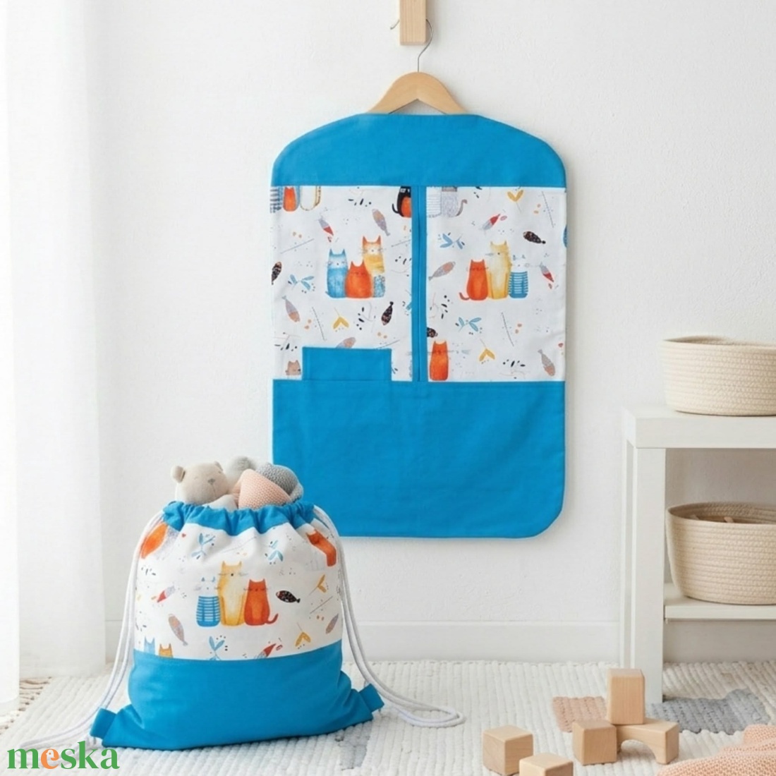 Cicás ovis ruhás zsák szett � bölcsődei és óvodai tornazsák szett - játék & sport - ovis felszerelés - ovis szett - Meska.hu