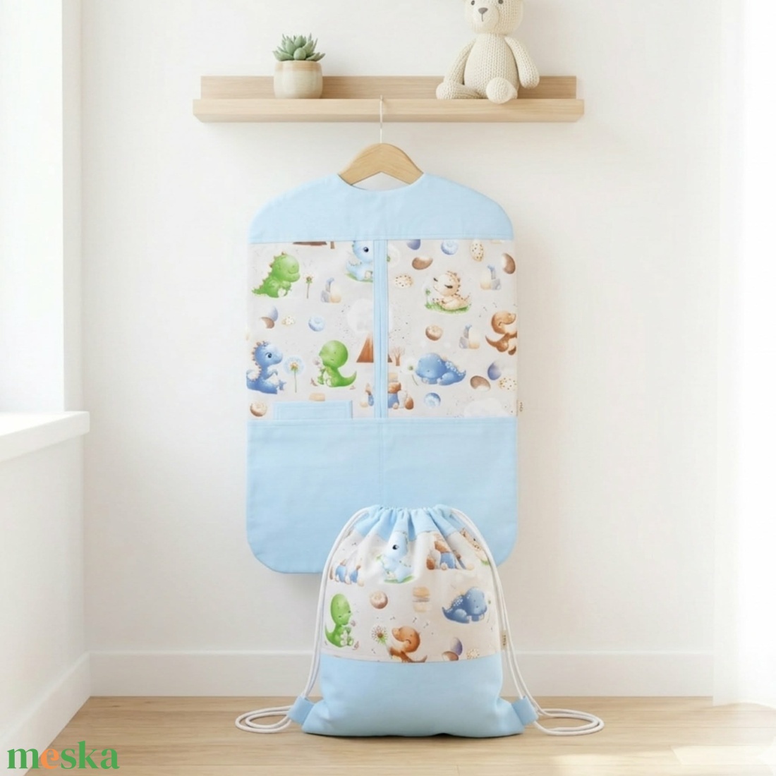 Dinós ovis ruhás zsák szett � tornazsák bölcsődébe és óvodába - játék & sport - ovis felszerelés - ovis szett - Meska.hu