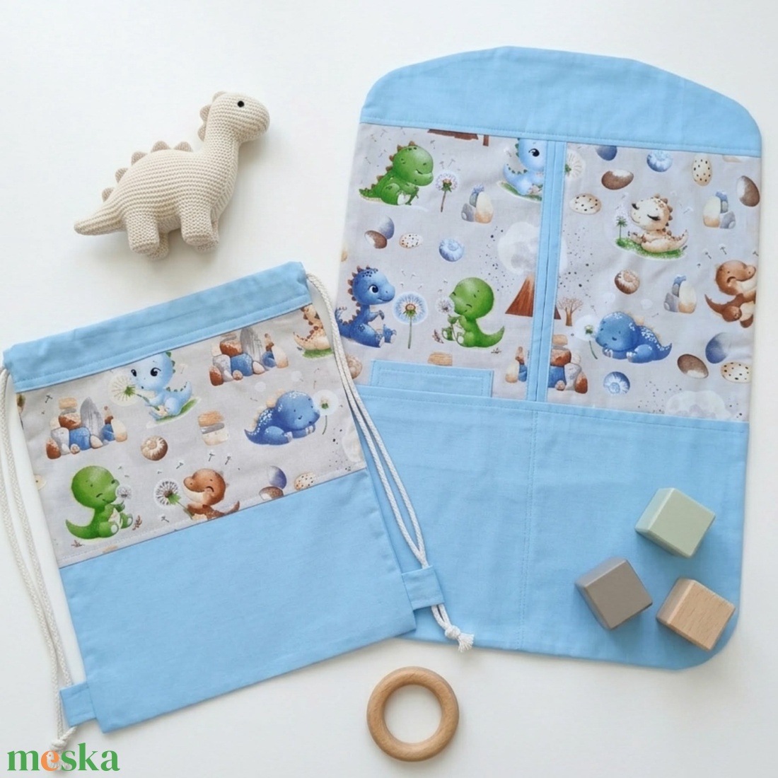 Dinós ovis ruhás zsák szett � tornazsák bölcsődébe és óvodába - játék & sport - ovis felszerelés - ovis szett - Meska.hu