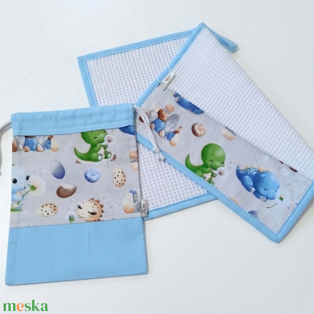 Dinós ovis tisztasági szett � tisztasági csomag bölcsibe és oviba - játék & sport - ovis felszerelés - ovis szett - Meska.hu