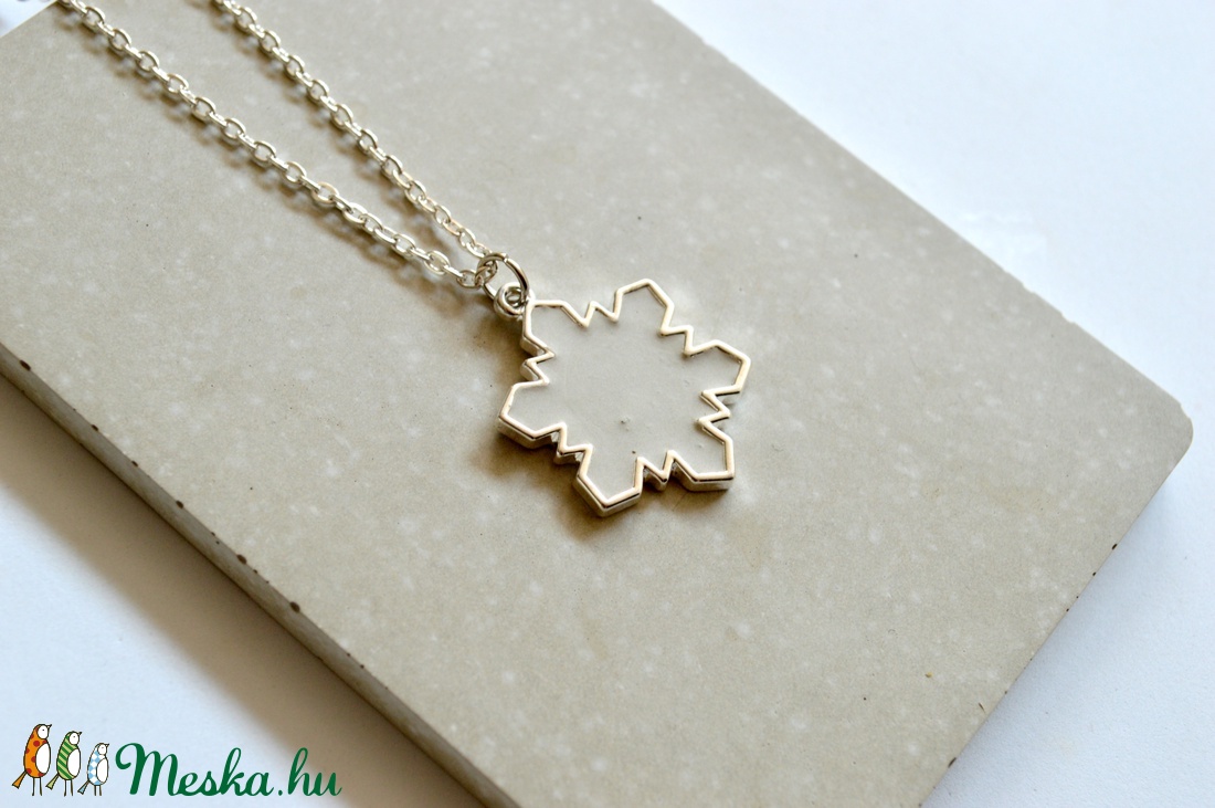 Különleges, hópehely formájú beton nyaklánc -  - Meska.hu