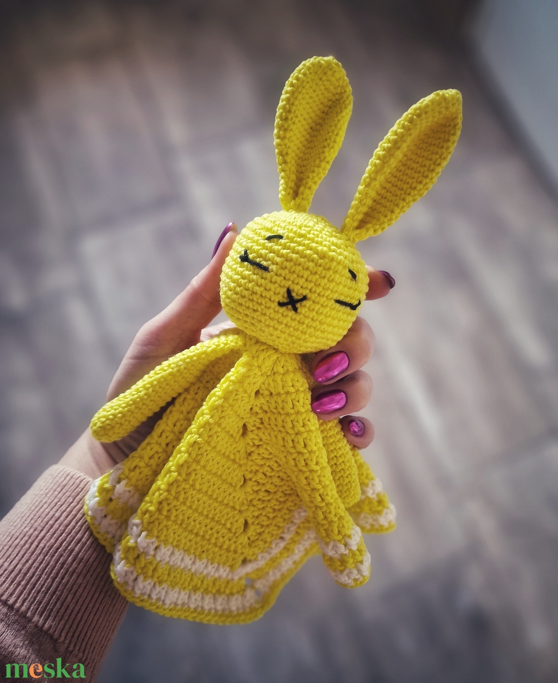 Horgolt nyuszis szundikendő - baba - mama - baba játékok - szundikendő, alvóka - Meska.hu