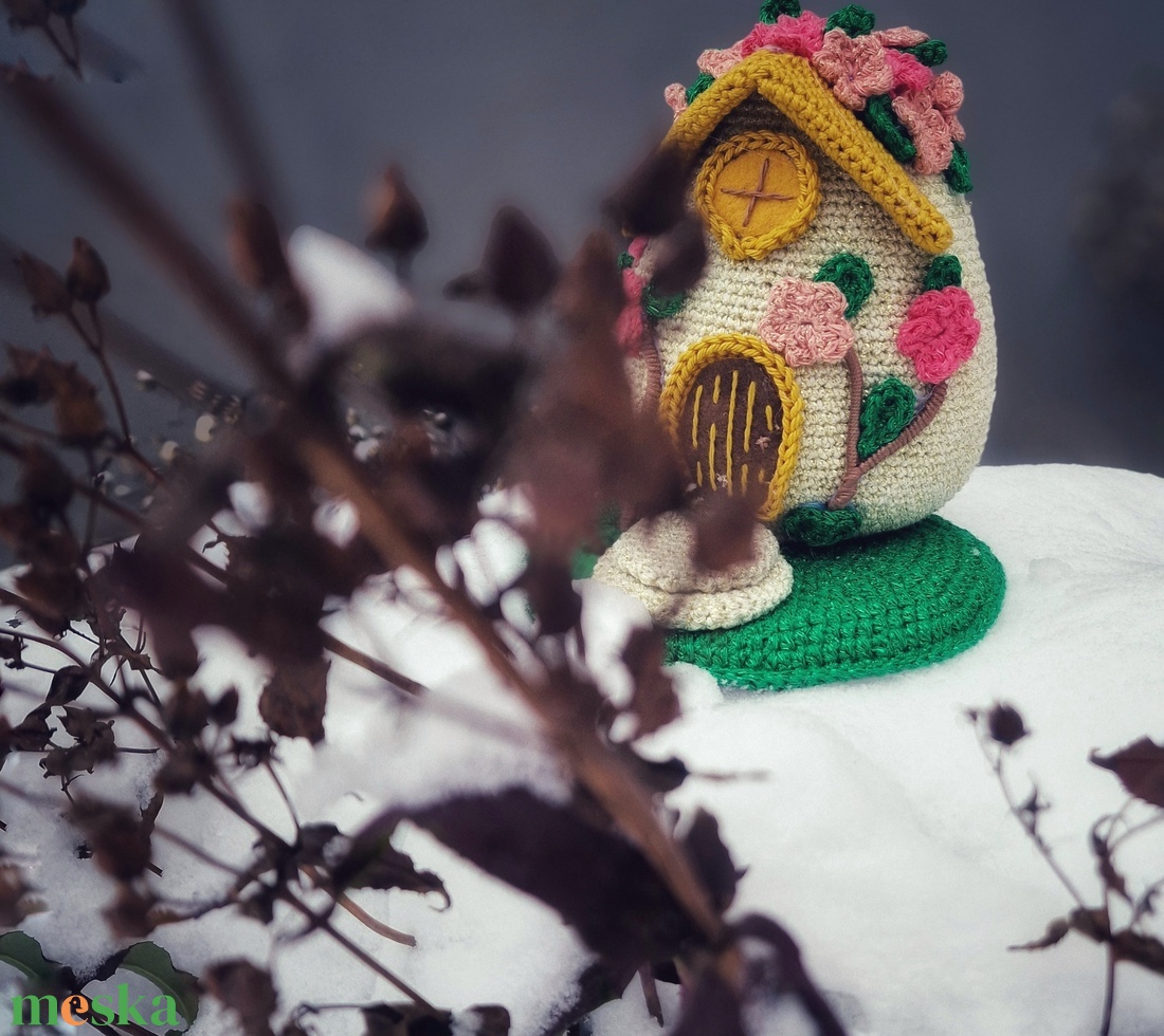 Horgolt tavaszi tündér / manó házikó - játék & sport - baba & babaház - babaház - Meska.hu