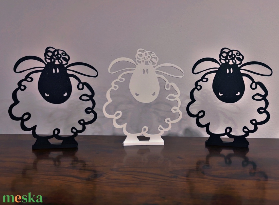 Bárányka sziluett � modern 3D nyomtatott dekoráció - ünnepi díszek, dekorációk - húsvéti díszek és dekorációk - húsvéti asztaldíszek - Meska.hu