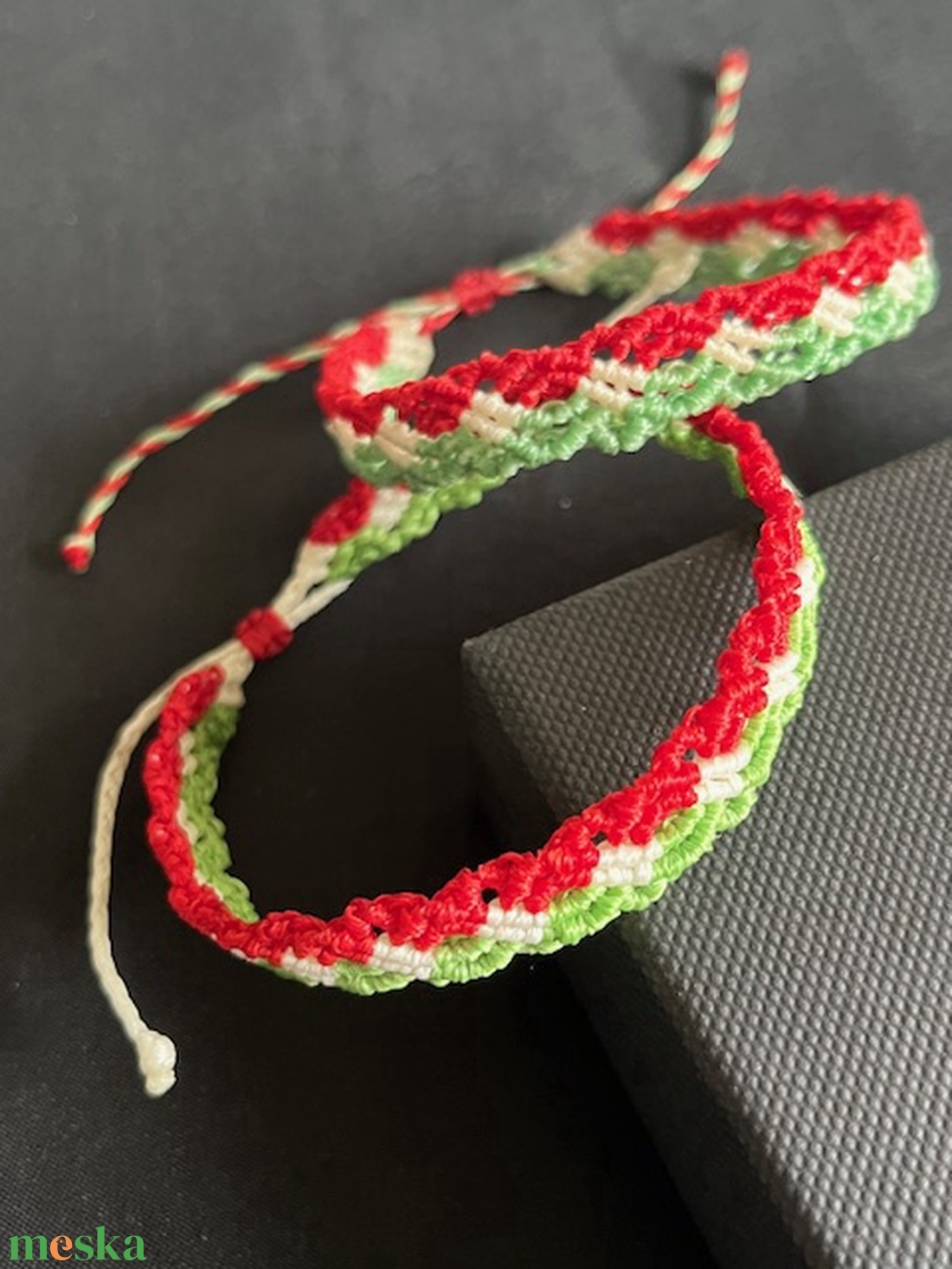 Magyaros karkötő - ékszer - karkötő - fonott karkötő - Meska.hu