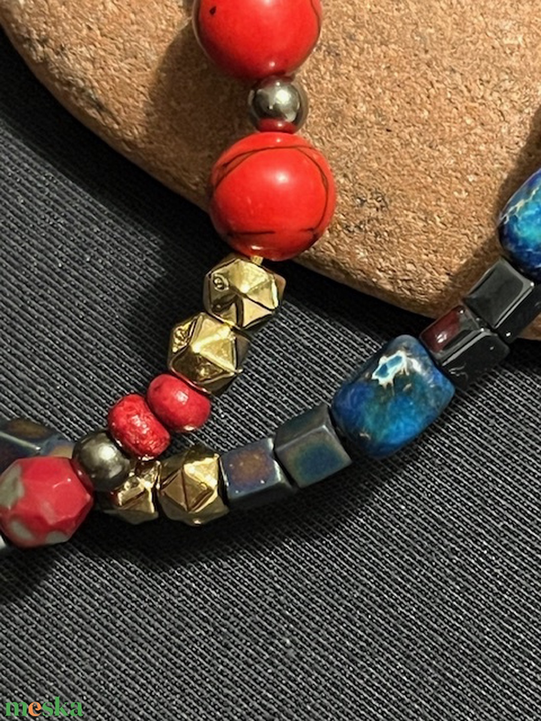 Bohókás karkötő drótból, ásványgyönggyel - ékszer - karkötő - gyöngyös karkötő - Meska.hu