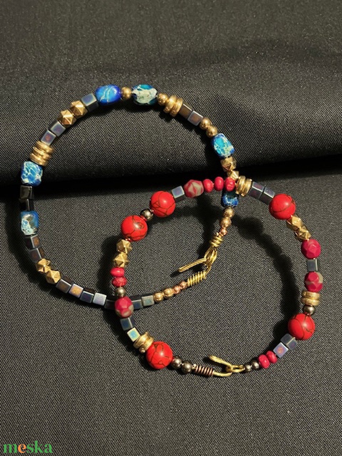 Bohókás karkötő drótból, ásványgyönggyel - ékszer - karkötő - gyöngyös karkötő - Meska.hu