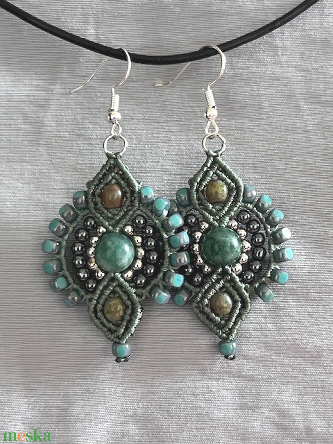 Gyöngyös füli - ékszer - fülbevaló - lógó fülbevaló - Meska.hu