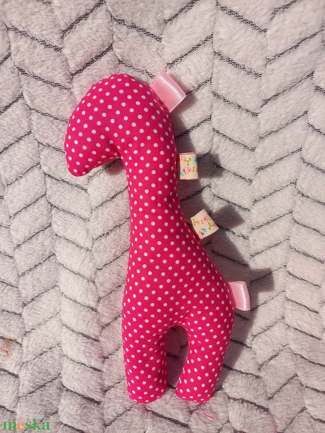 Babajáték több színben zsiráf, felhő - otthon & életmód - babaszoba, gyerekszoba - gyerek díszpárna - Meska.hu