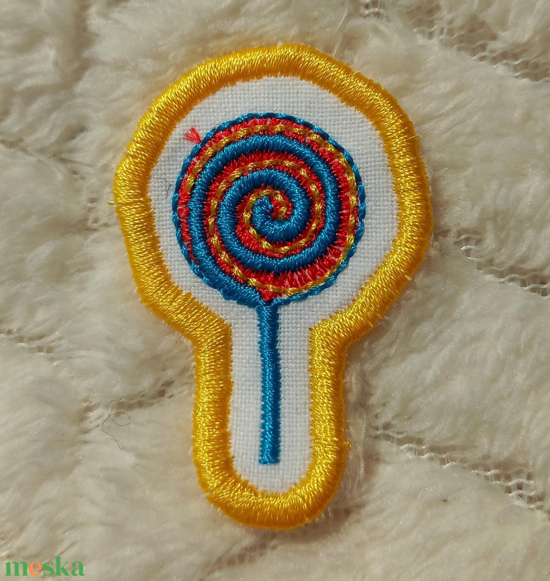 Felvarrható és vasalható ovis jel, nyalóka - játék & sport - ovis felszerelés - óvodai jelek - Meska.hu Felvarrható és vasalható ovis jel, nyalóka - játék & sport - ovis felszerelés - óvodai jelek - Meska.hu