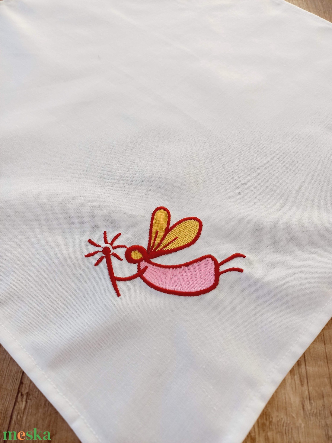 Ünnepi textilszett angyalka hímzéssel Karácsonyi, 6 szalvéta, törölköző, konyharuha, csipkés asztalközép - karácsony - karácsonyi lakásdekoráció - ünnepi asztaldekoráció - Meska.hu