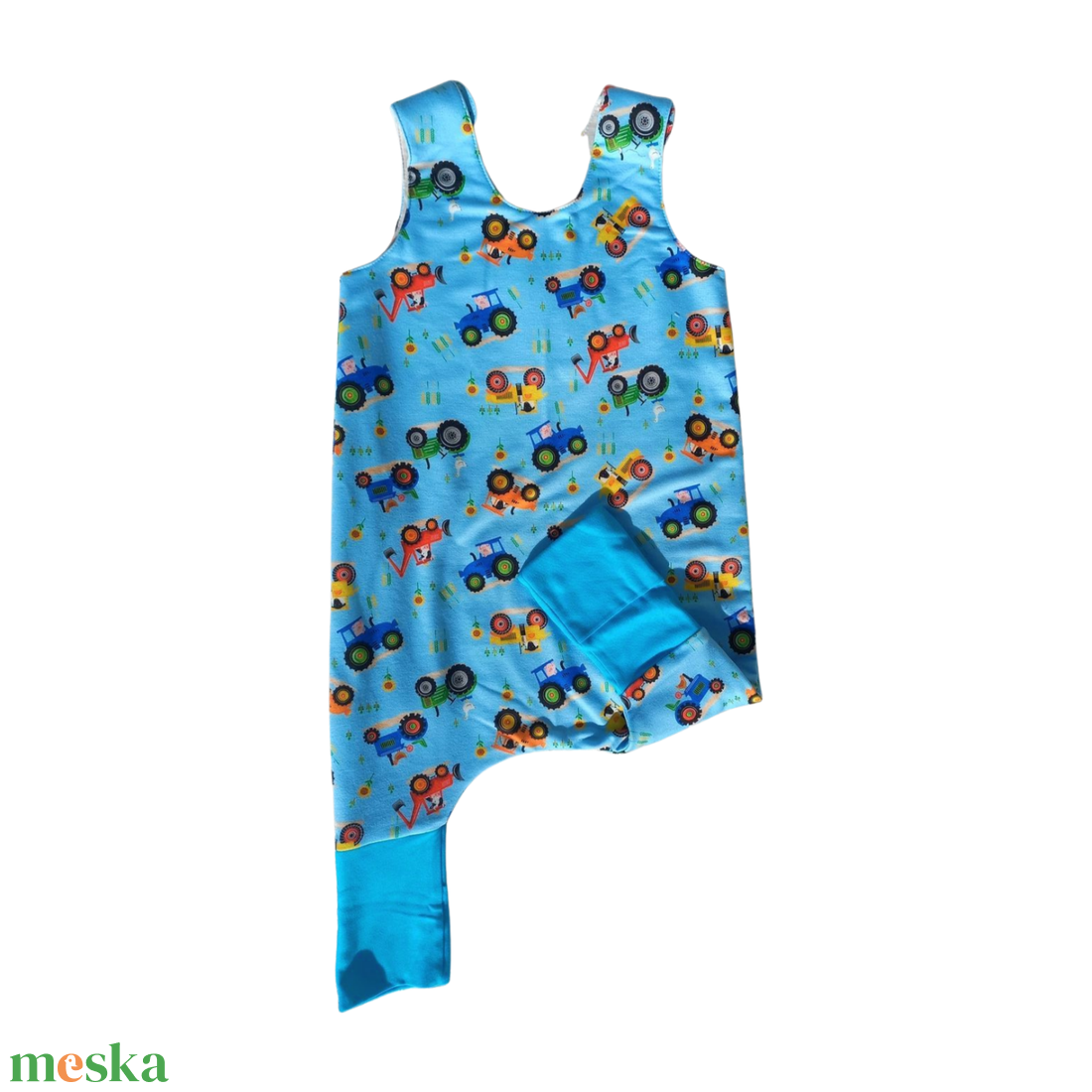 92-98 Mosolymanó tipegő hálózsák Traktor mintás, kék - baba - mama - babaruházat - tipegőhálózsák - Meska.hu