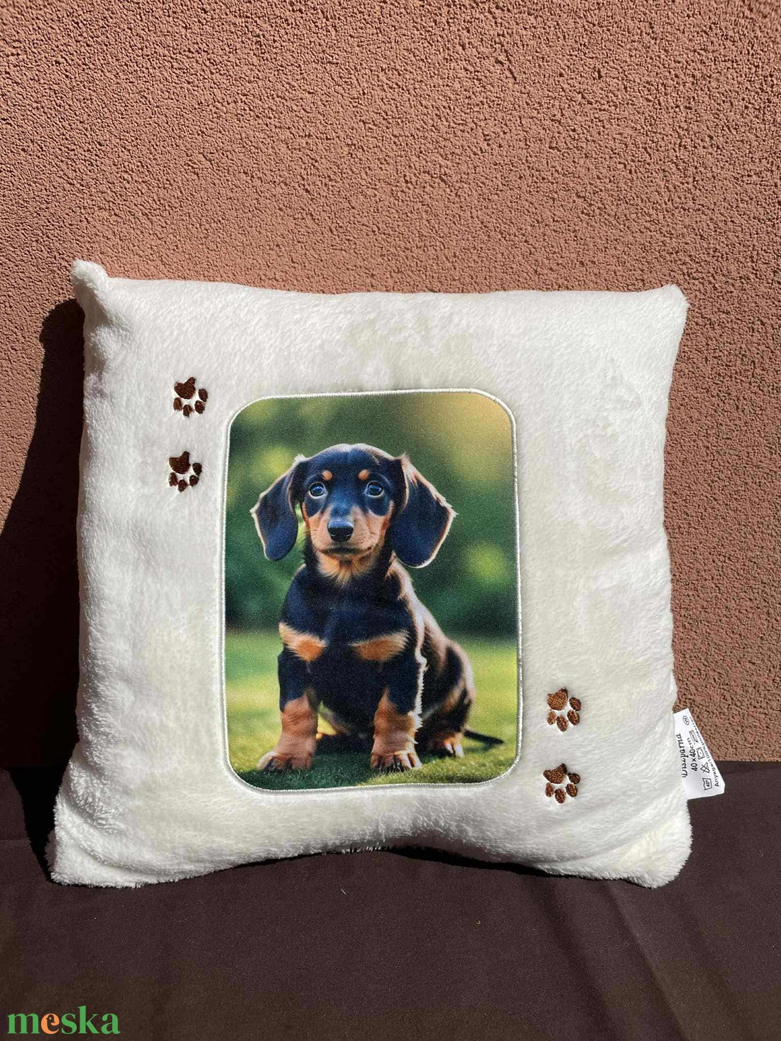 Tacskós tappancsos párna - otthon & életmód - lakástextil - párna & párnahuzat - Meska.hu