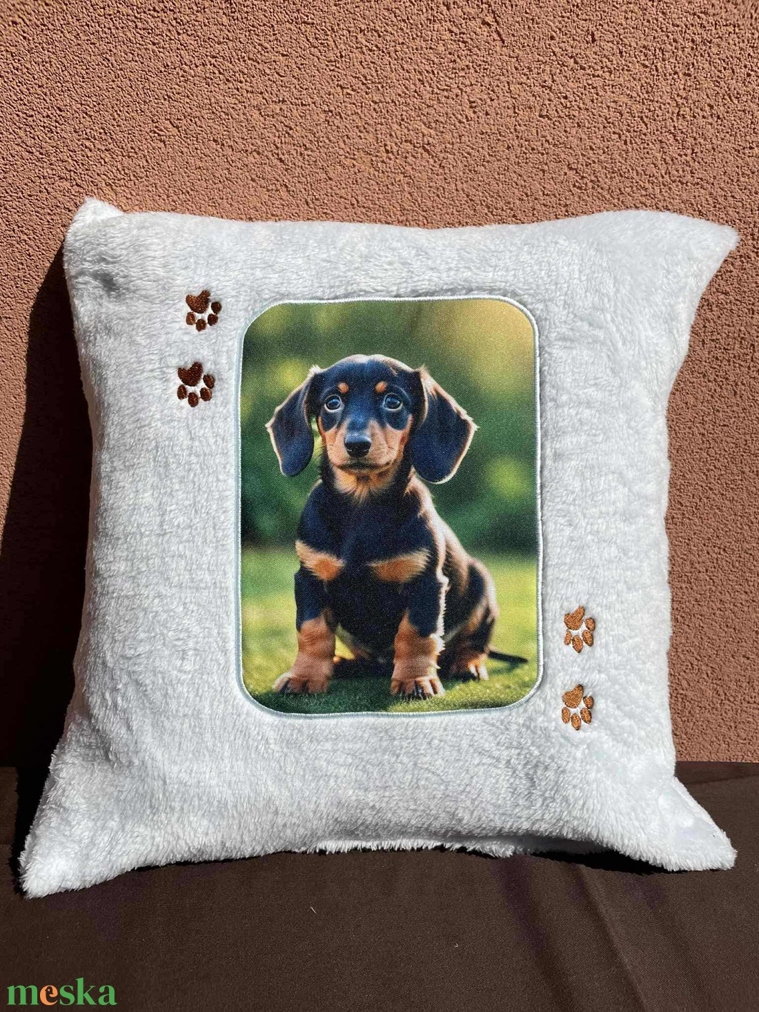 Tacskós tappancsos párna - otthon & életmód - lakástextil - párna & párnahuzat - Meska.hu