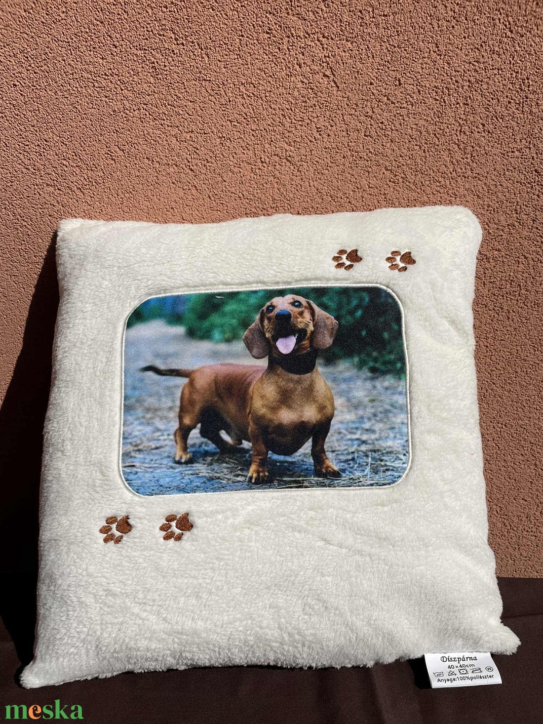 Tacskós tappancsos párna - otthon & életmód - lakástextil - párna & párnahuzat - Meska.hu