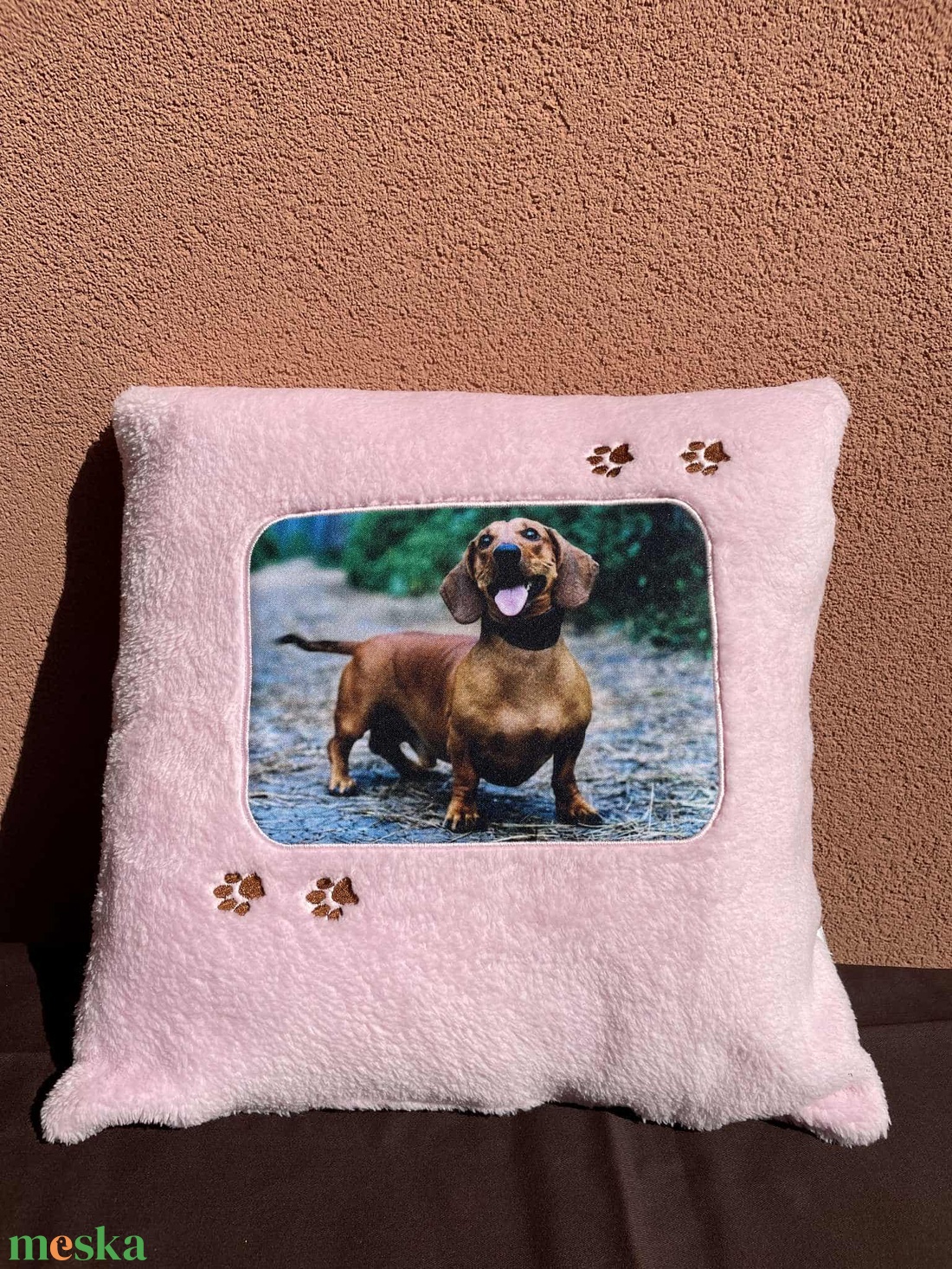 Tacskós tappancsos párna - otthon & életmód - lakástextil - párna & párnahuzat - Meska.hu