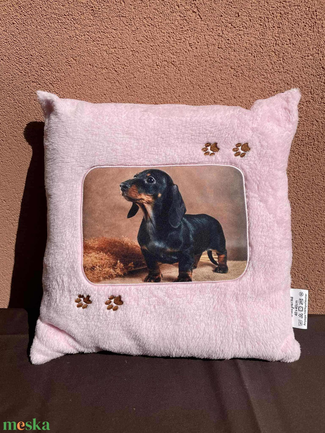 Tacskós tappancsos párna - otthon & életmód - lakástextil - párna & párnahuzat - Meska.hu