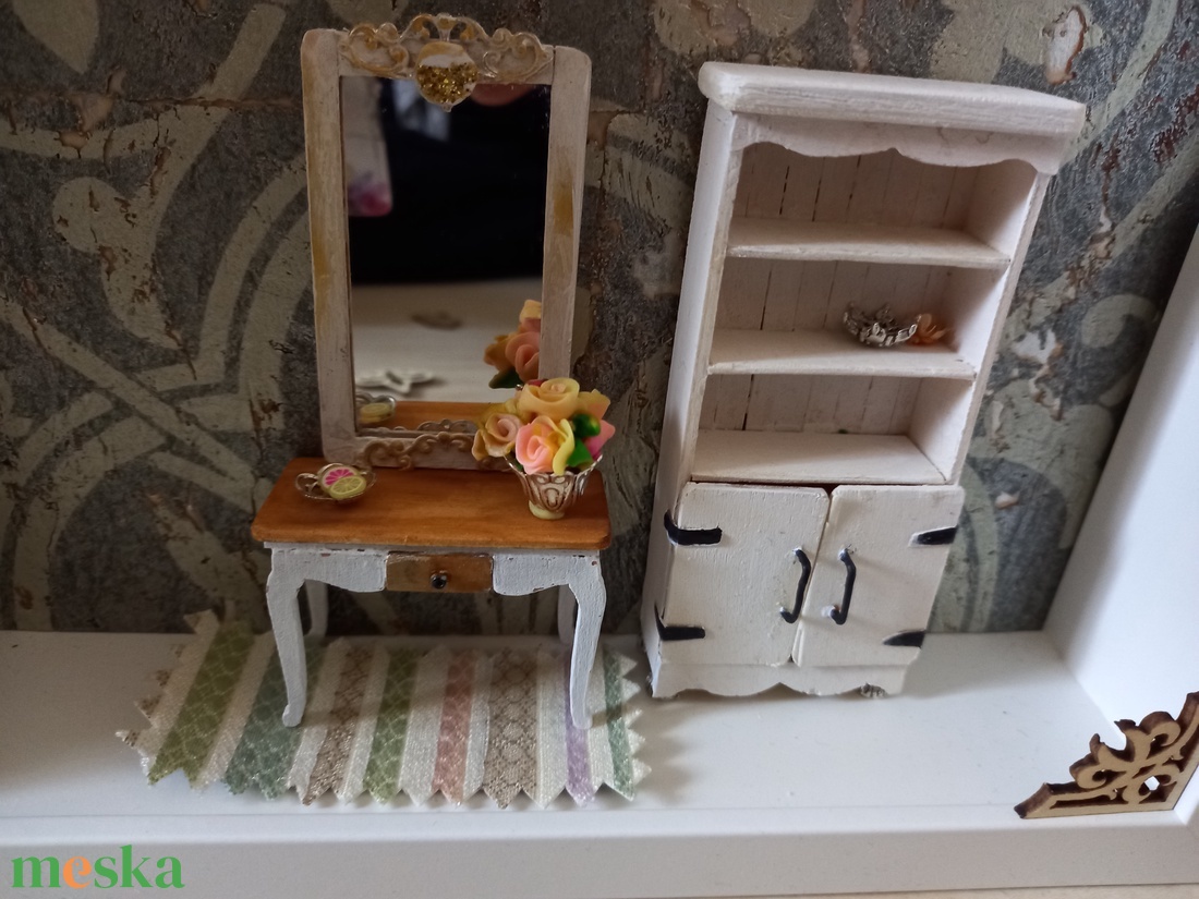 Miniatűr világ képkeretben - Eugénia szobája - fali kulcstartó - otthon & életmód - dekoráció - kép & falikép - 3d képek - Meska.hu