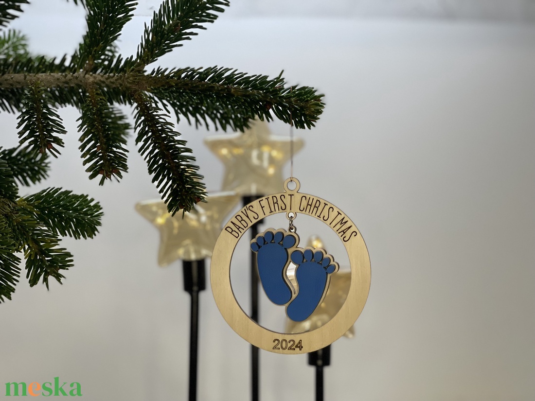 Fiús lábnyomos karácsonyi dísz - karácsony - karácsonyi lakásdekoráció - karácsonyfadíszek - Meska.hu