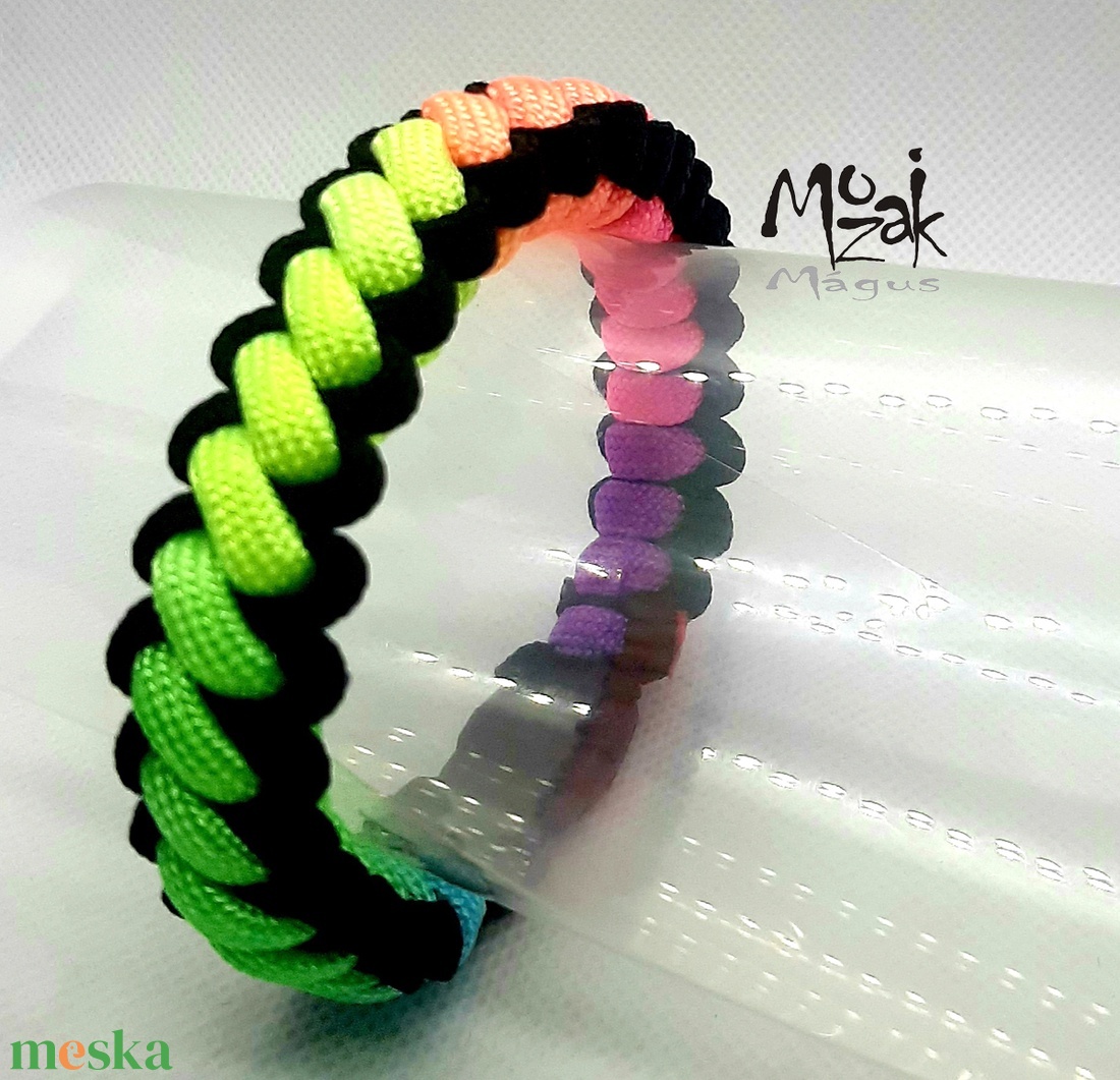Nyárra: szivárvány paracord karkötő !!! - ékszer - karkötő - fonott karkötő - Meska.hu Nyárra: szivárvány paracord karkötő !!! - ékszer - karkötő - fonott karkötő - Meska.hu