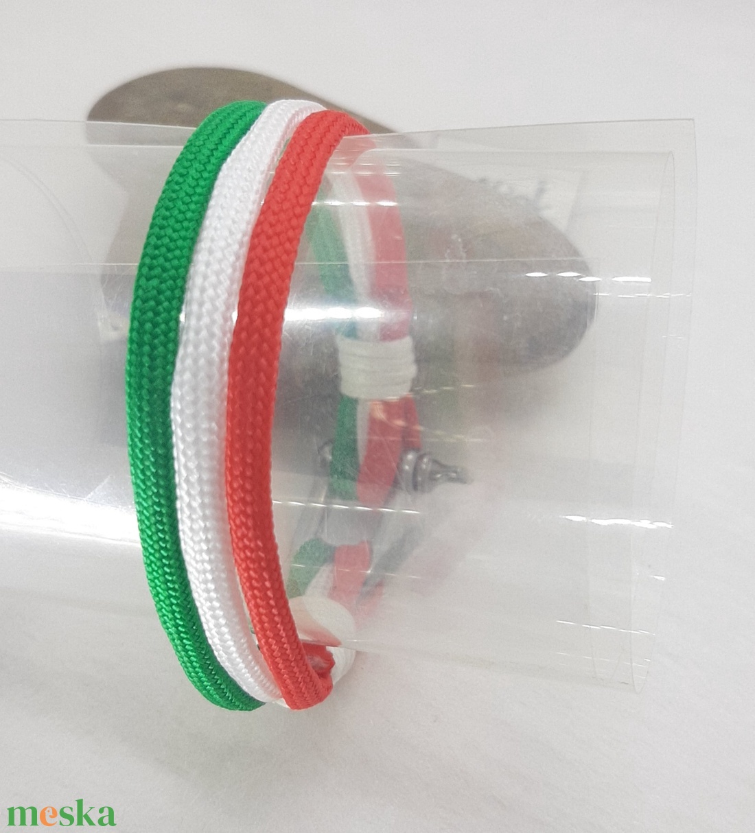 Nemzeti-seklivel nemzeti szín paracord karkötő - ékszer - karkötő - fonott karkötő - Meska.hu Nemzeti-seklivel nemzeti szín paracord karkötő - ékszer - karkötő - fonott karkötő - Meska.hu